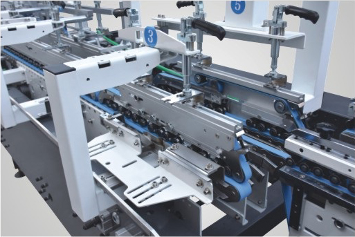 糊盒機預(yù)折部 糊盒機預(yù)折部